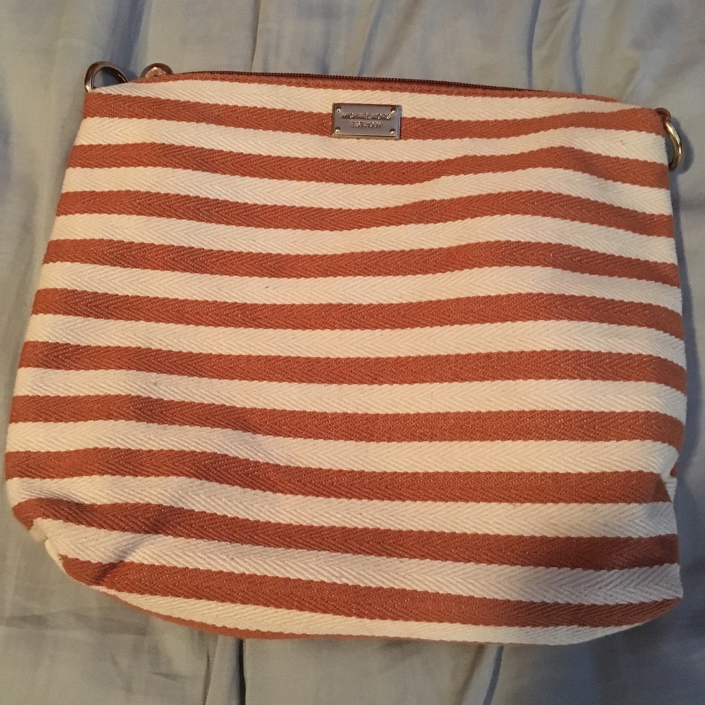 Michael Kors Big Pouch